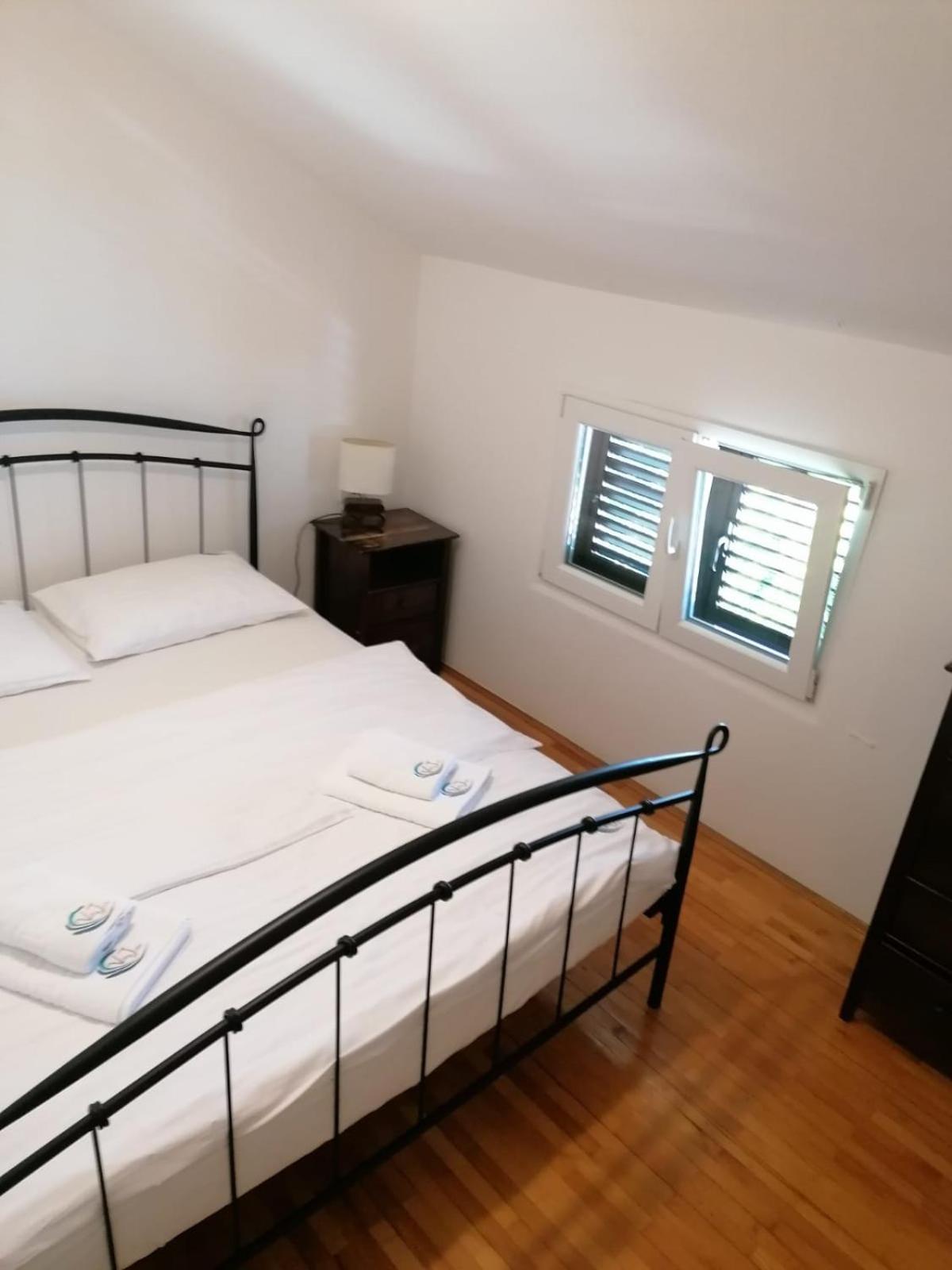 Apartments Villa Julia Трогир Экстерьер фото