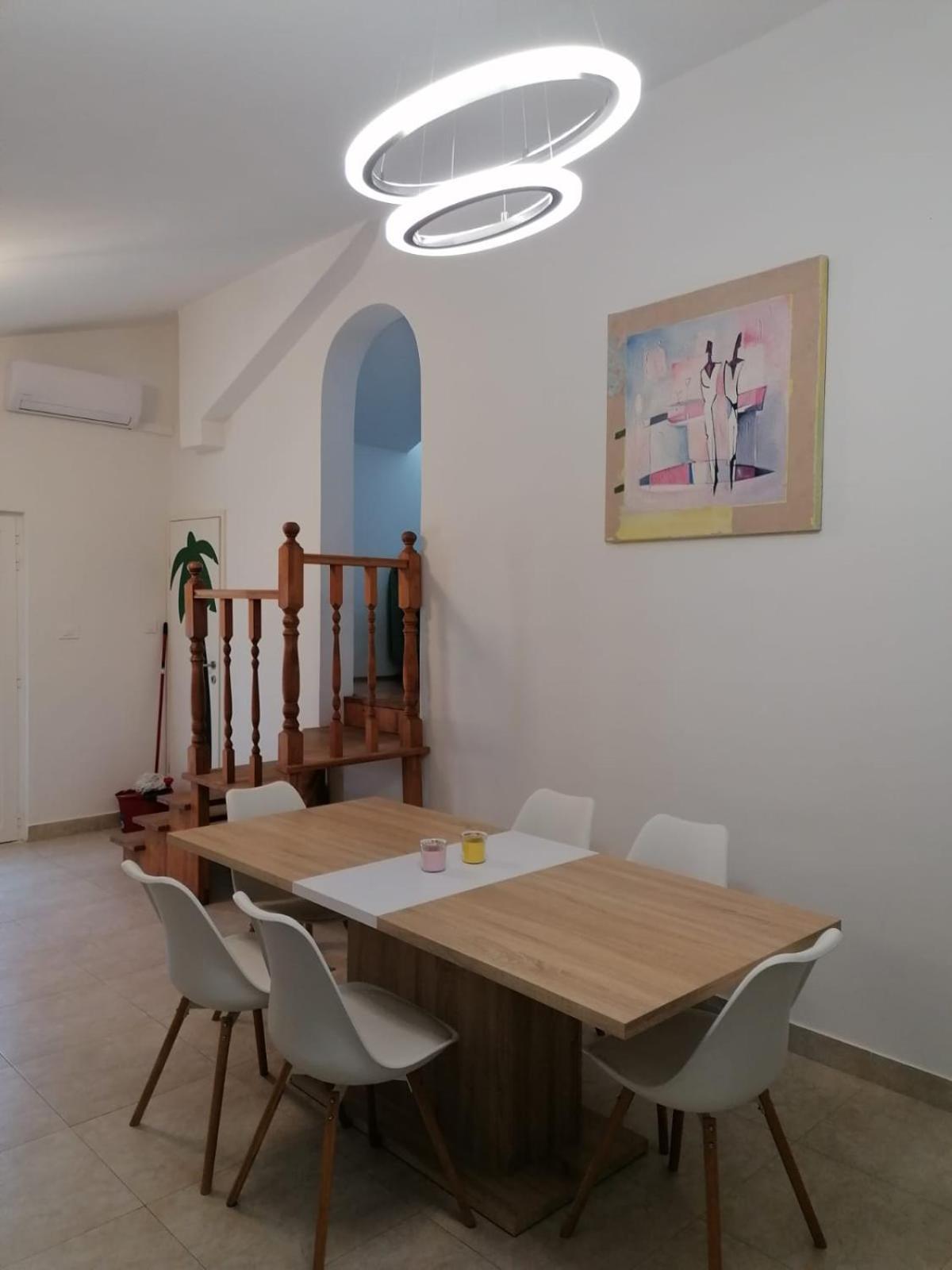 Apartments Villa Julia Трогир Экстерьер фото
